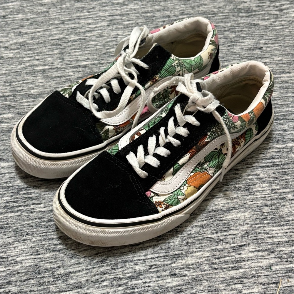 Vans Old School Classics Shoes Ladies 6